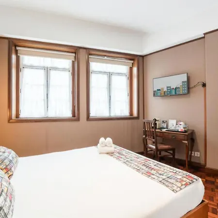 Office Suits In Flores By D&s Gasthof