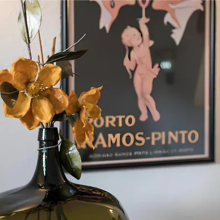 Gasthof Office Suits In Flores By D&s 3*