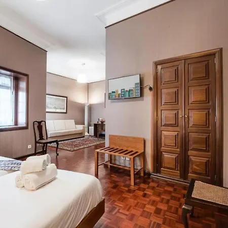 Gasthof Office Suits In Flores By D&s Porto