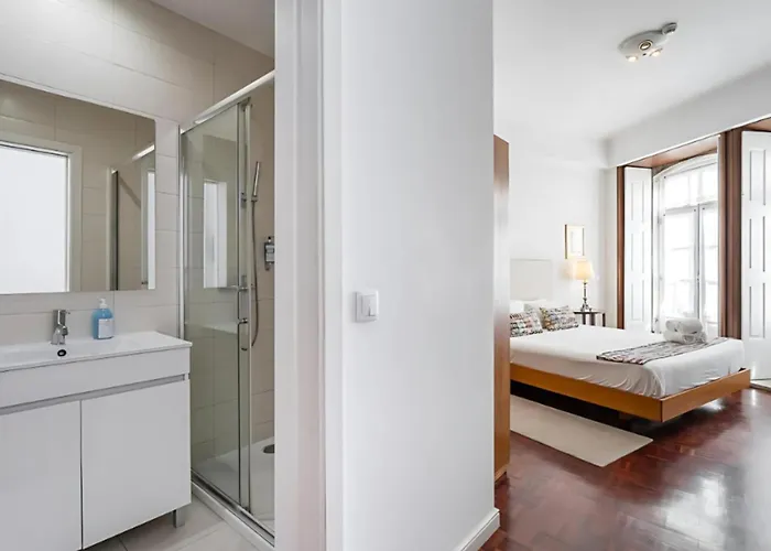 Office Suits In Flores By D&s Vendégház Porto