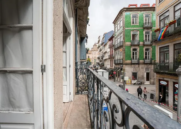 Vendégház Office Suits In Flores By D&s 3*