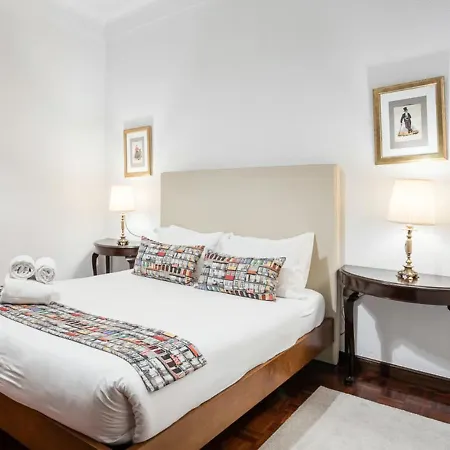 Office Suits In Flores By D&s 3* بورتو