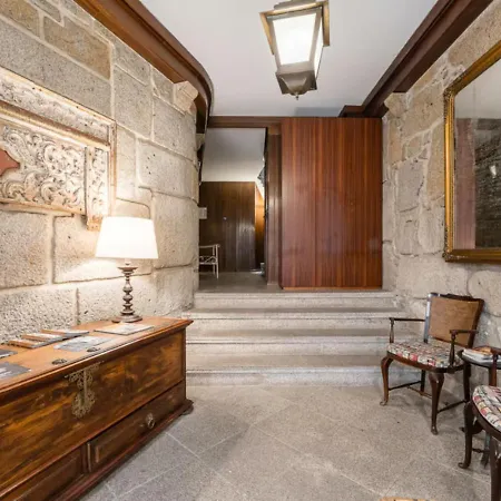 Office Suits In Flores By D&s Guest house Porto