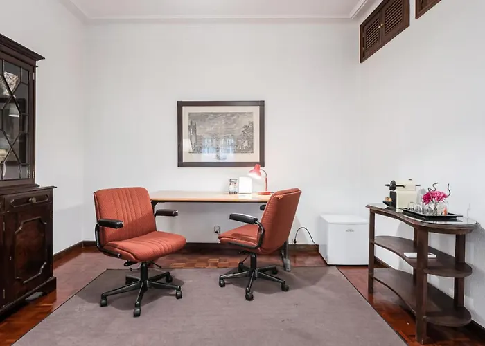 Office Suits In Flores By D&s 3*