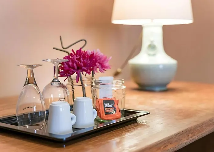 Office Suits In Flores By D&s Oporto