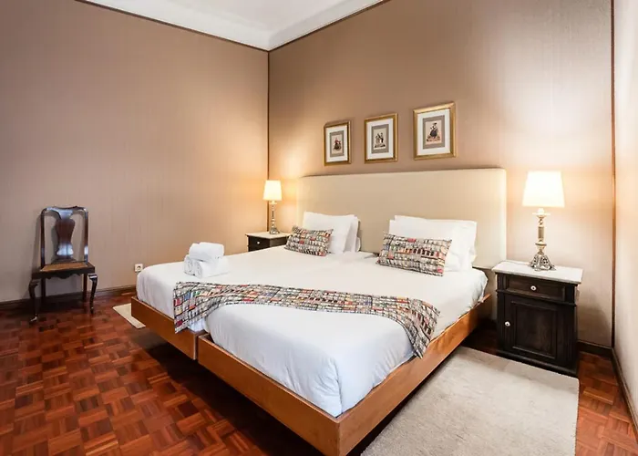 Office Suits In Flores By D&s Oporto