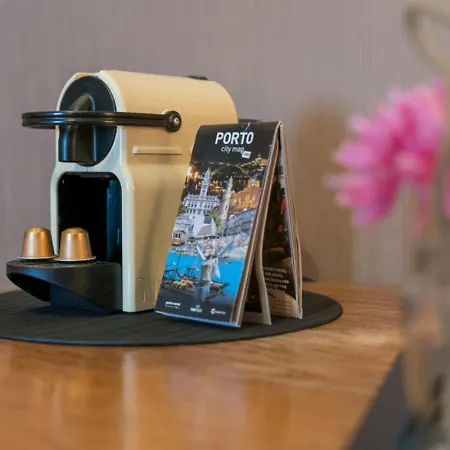 Affittacamere Office Suits In Flores By D&s 3*