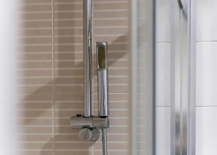 Office Suits In Flores By D&s 3* 포르투