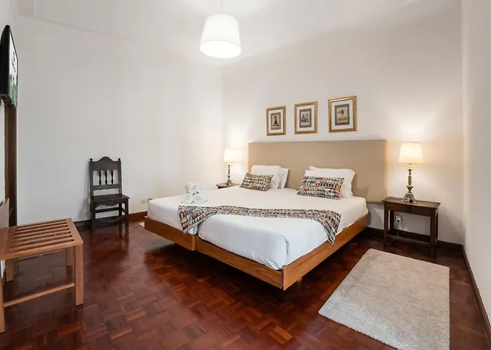 ゲストハウス Office Suits In Flores By D&s ポルト