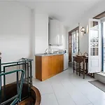 Office Suits In Flores By D&s 게스트하우스 3*