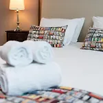 Office Suits In Flores By D&s 게스트하우스 포르투