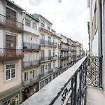 Office Suits In Flores By D&s 게스트하우스