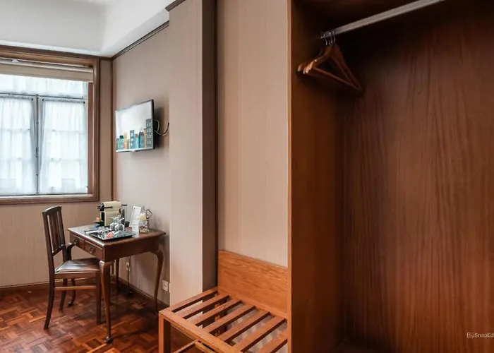 ゲストハウス Office Suits In Flores By D&s