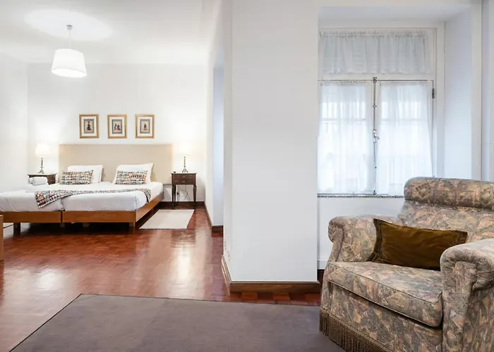 Office Suits In Flores By D&s 3*